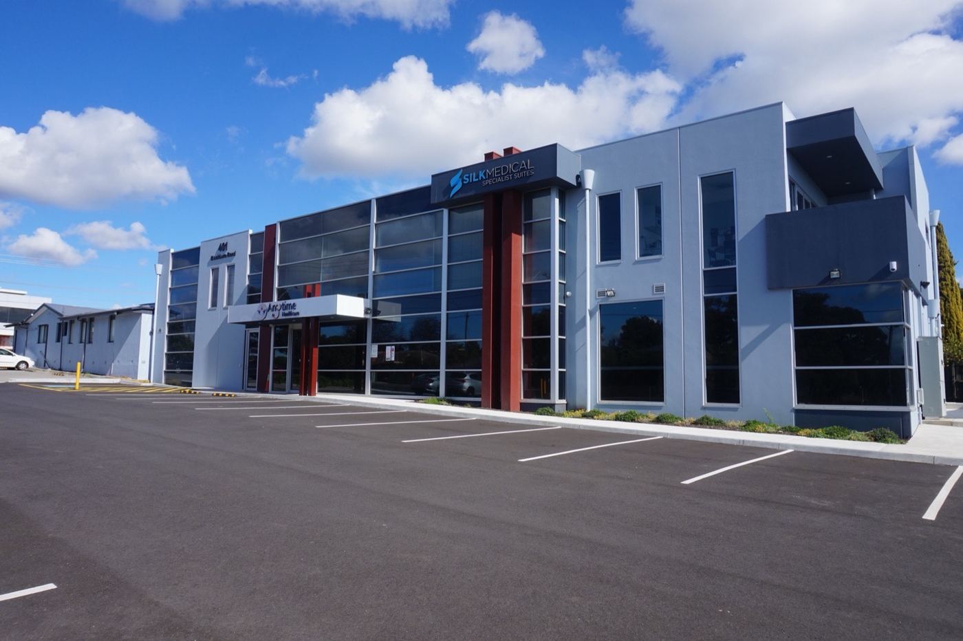 The Anytime Healthcare medical centre building at 401 Blackburn Rd, Mount Waverley